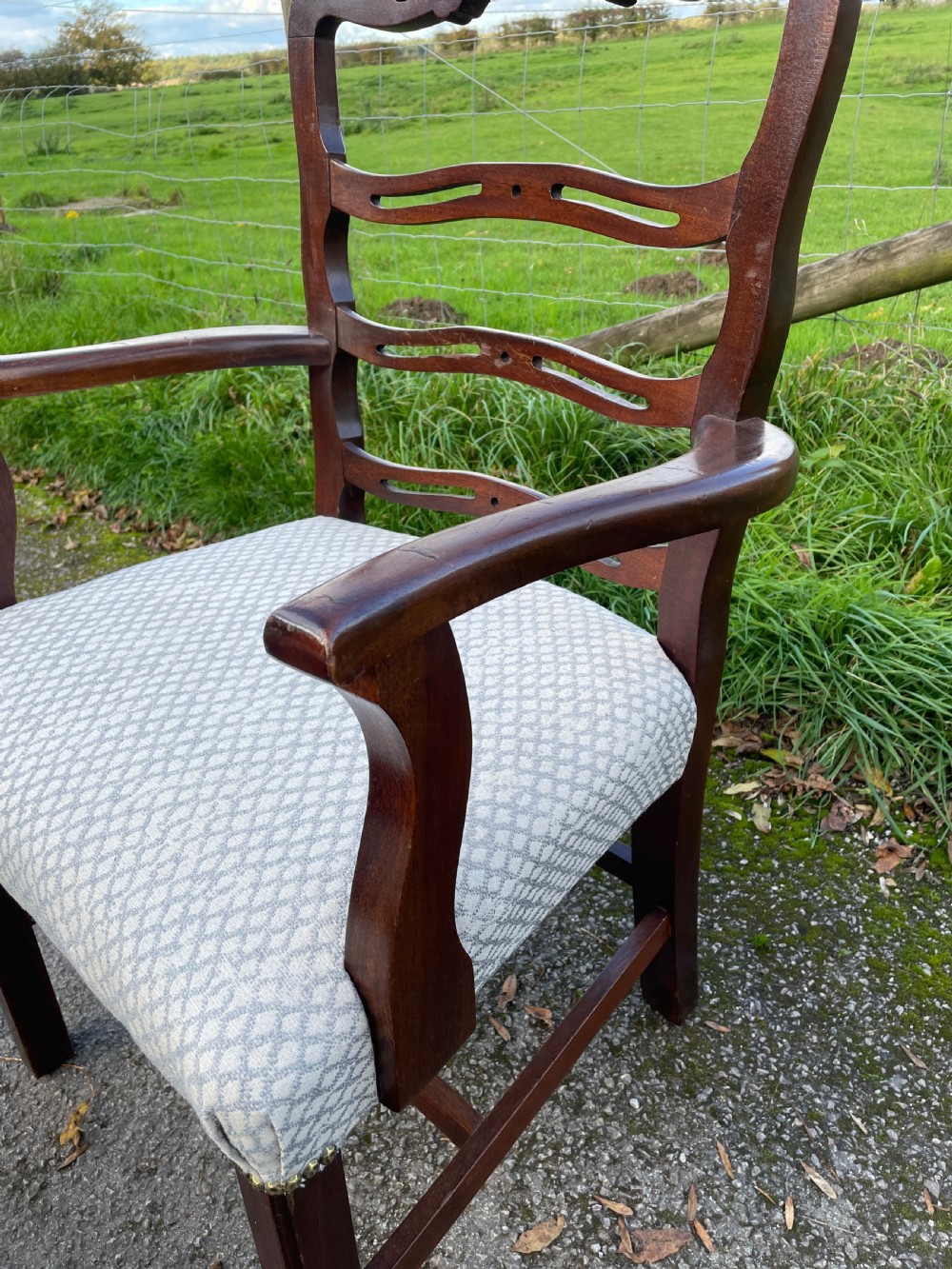 Great quality set of 10 Hepplewhite style mahogany dining chairs circa 1920 View XIII