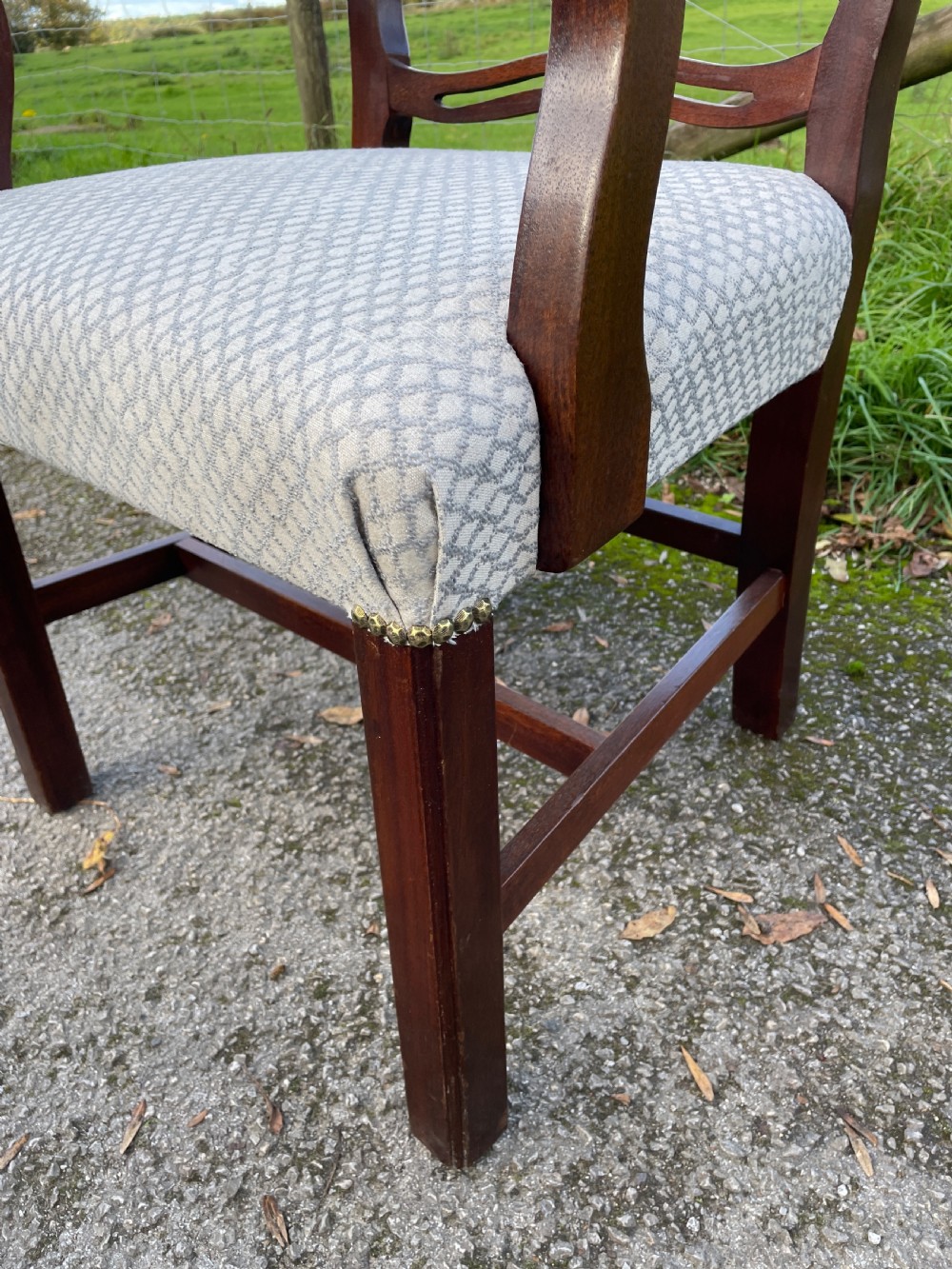 Great quality set of 10 Hepplewhite style mahogany dining chairs circa 1920 View XV