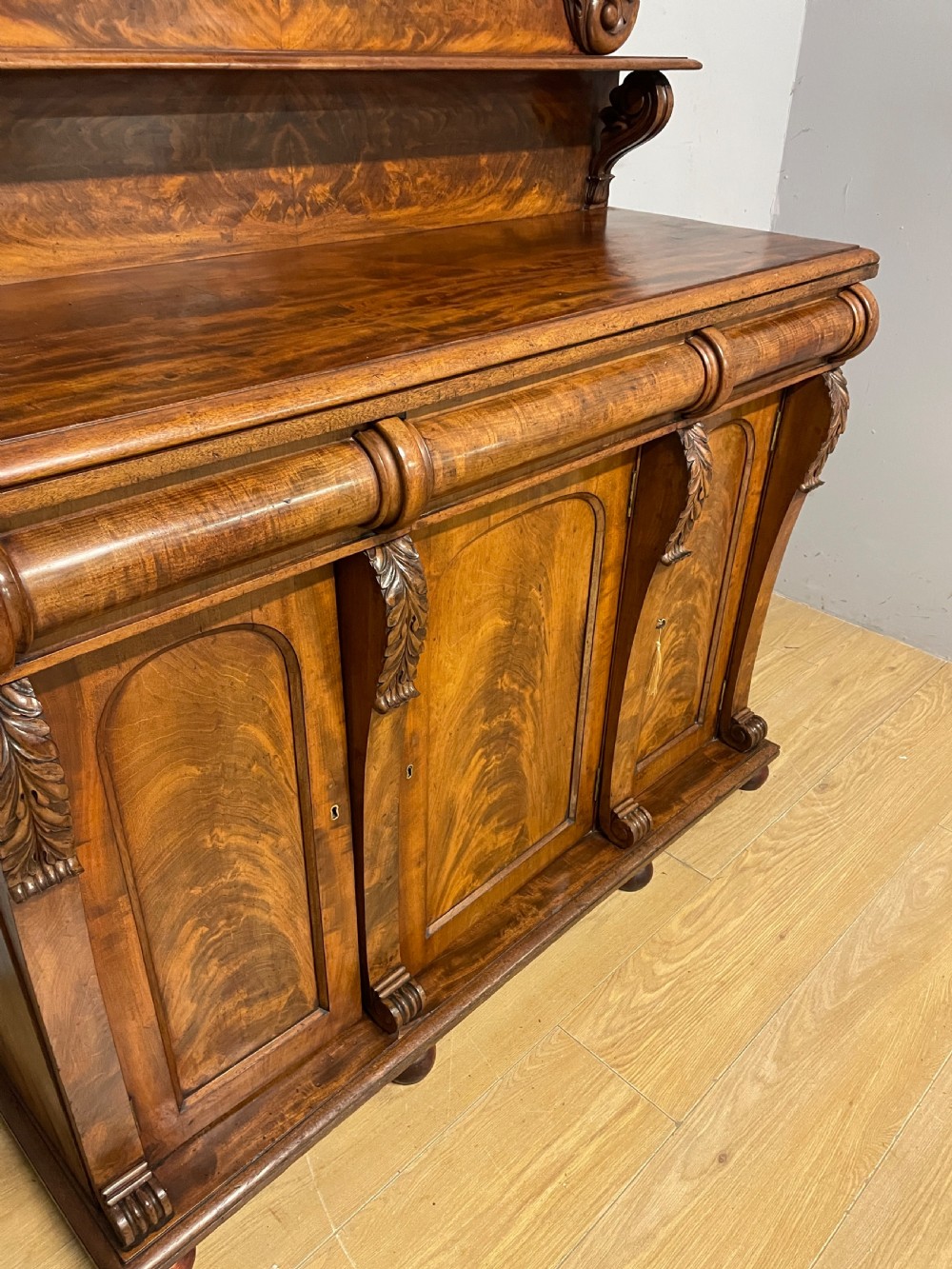 Superb quality C19TH flame mahogany three door sideboard  View VII