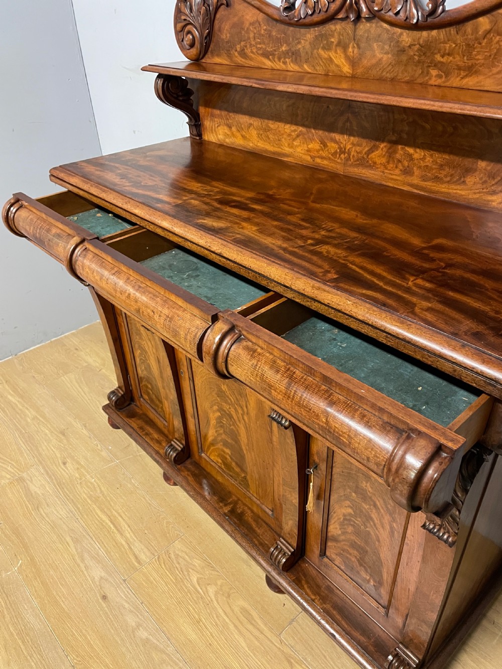 Superb quality C19TH flame mahogany three door sideboard  View VIII