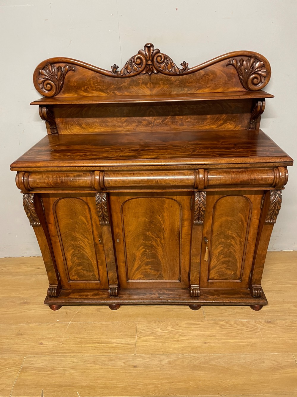 Superb quality C19TH flame mahogany three door sideboard  View XIV