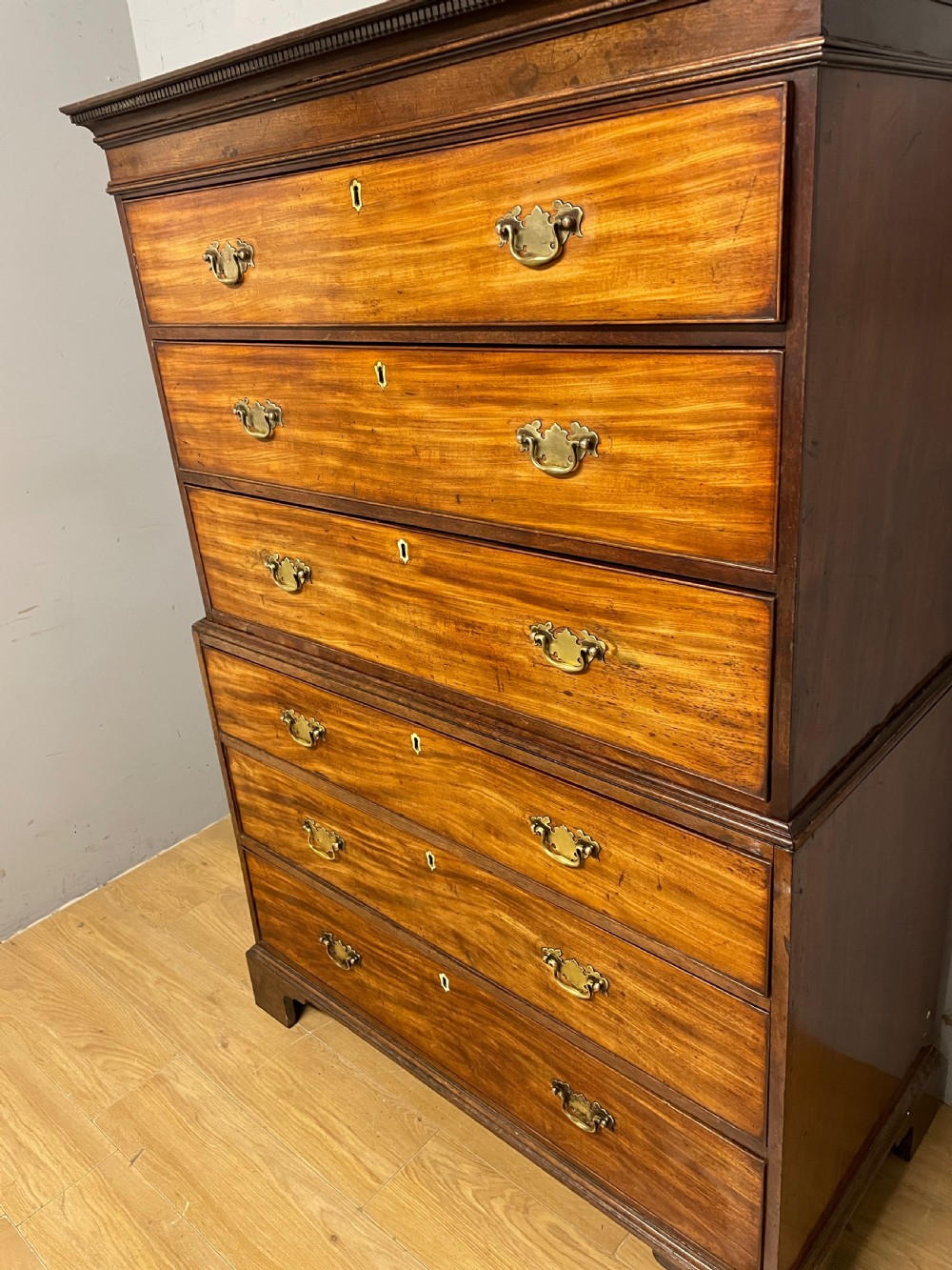 Georgian flame mahogany chest on chest circa 1790 View VII