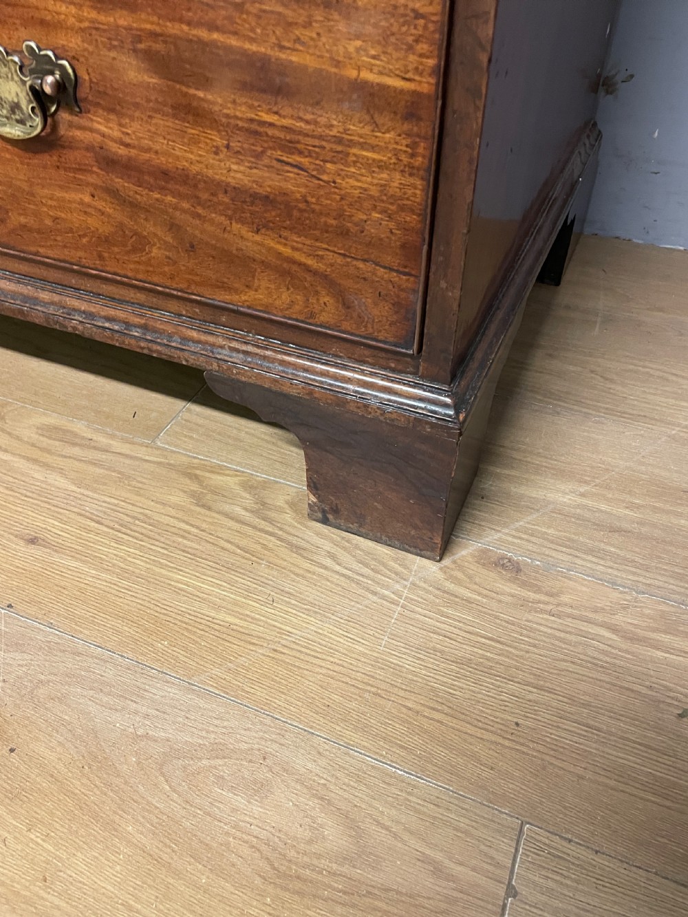 Georgian flame mahogany chest on chest circa 1790 View XIII