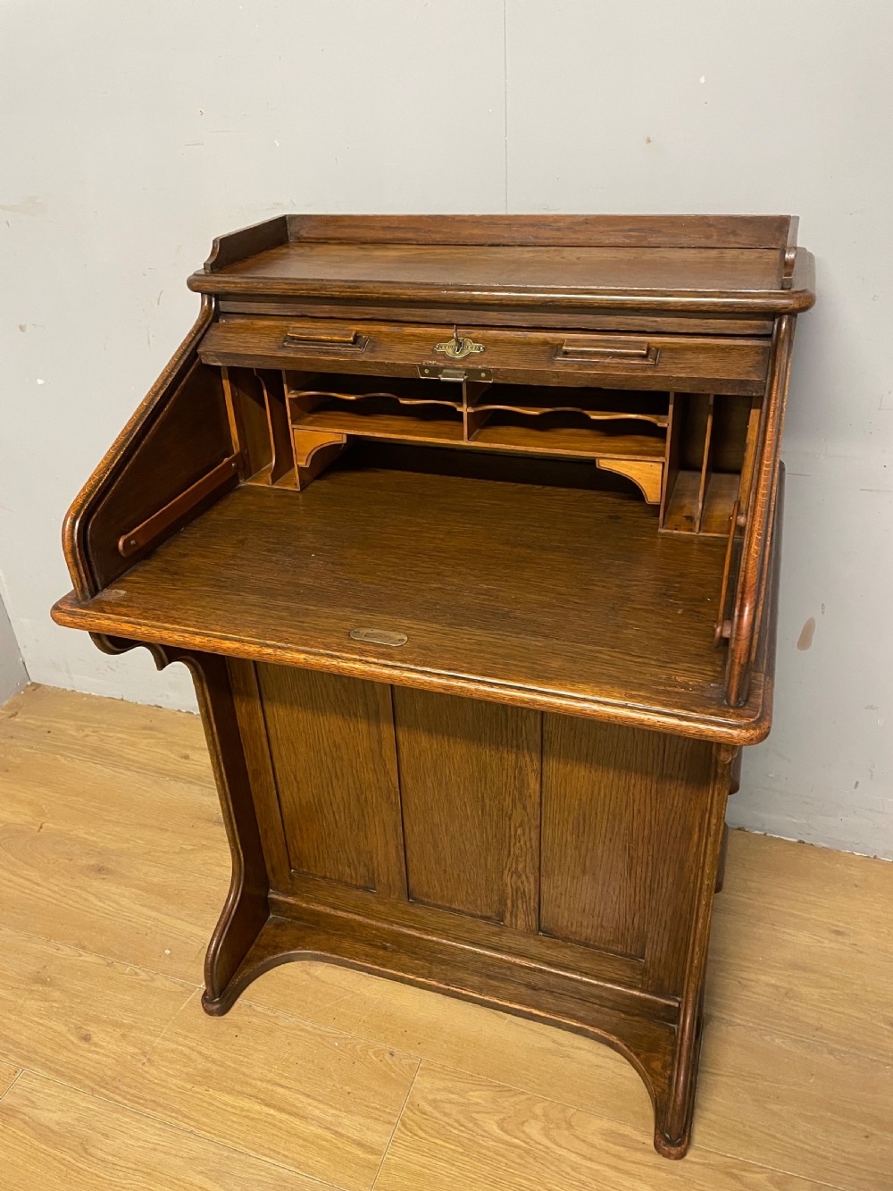 Edwardian oak Lebus roll top desk  View II