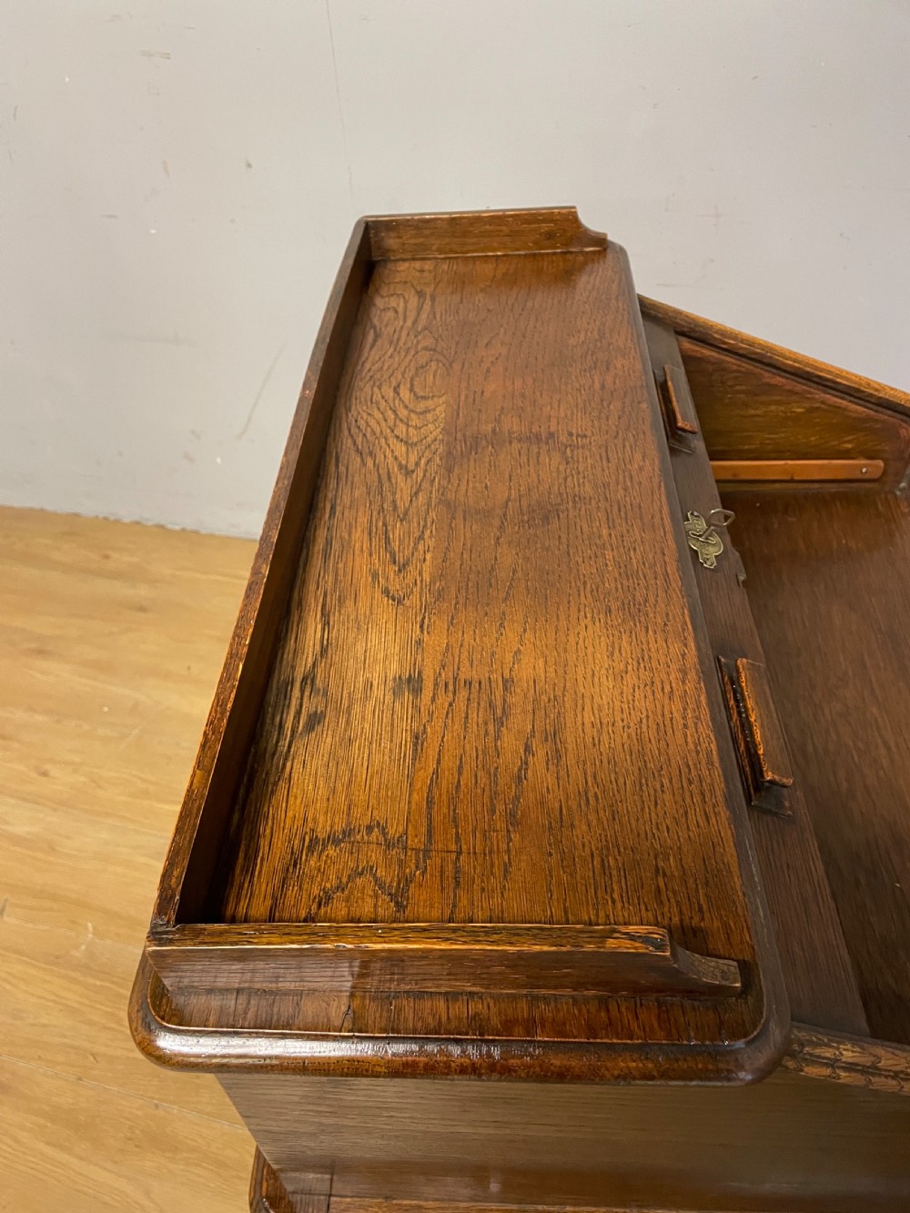 Edwardian oak Lebus roll top desk  View X