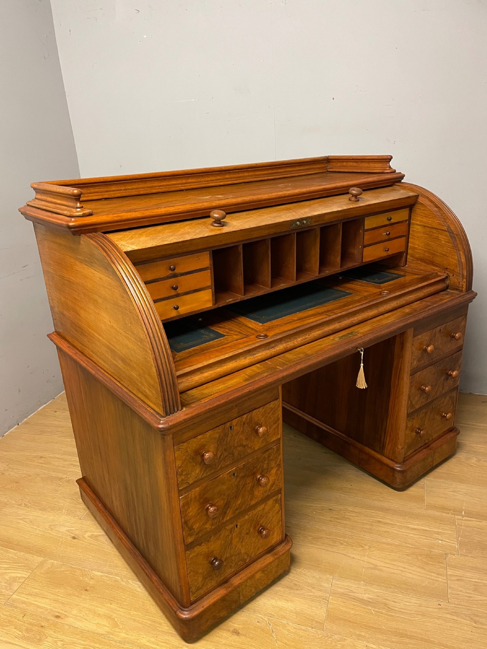 C19TH London made walnut twin pedestal cylinder desk Superb quality View XVIII