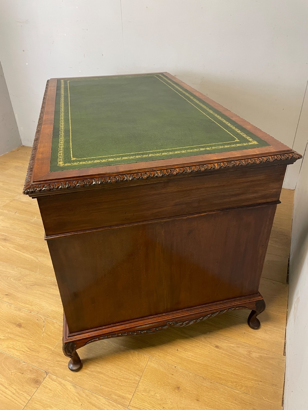 Late C19th Chippendale style mahogany three part desk  View XIII
