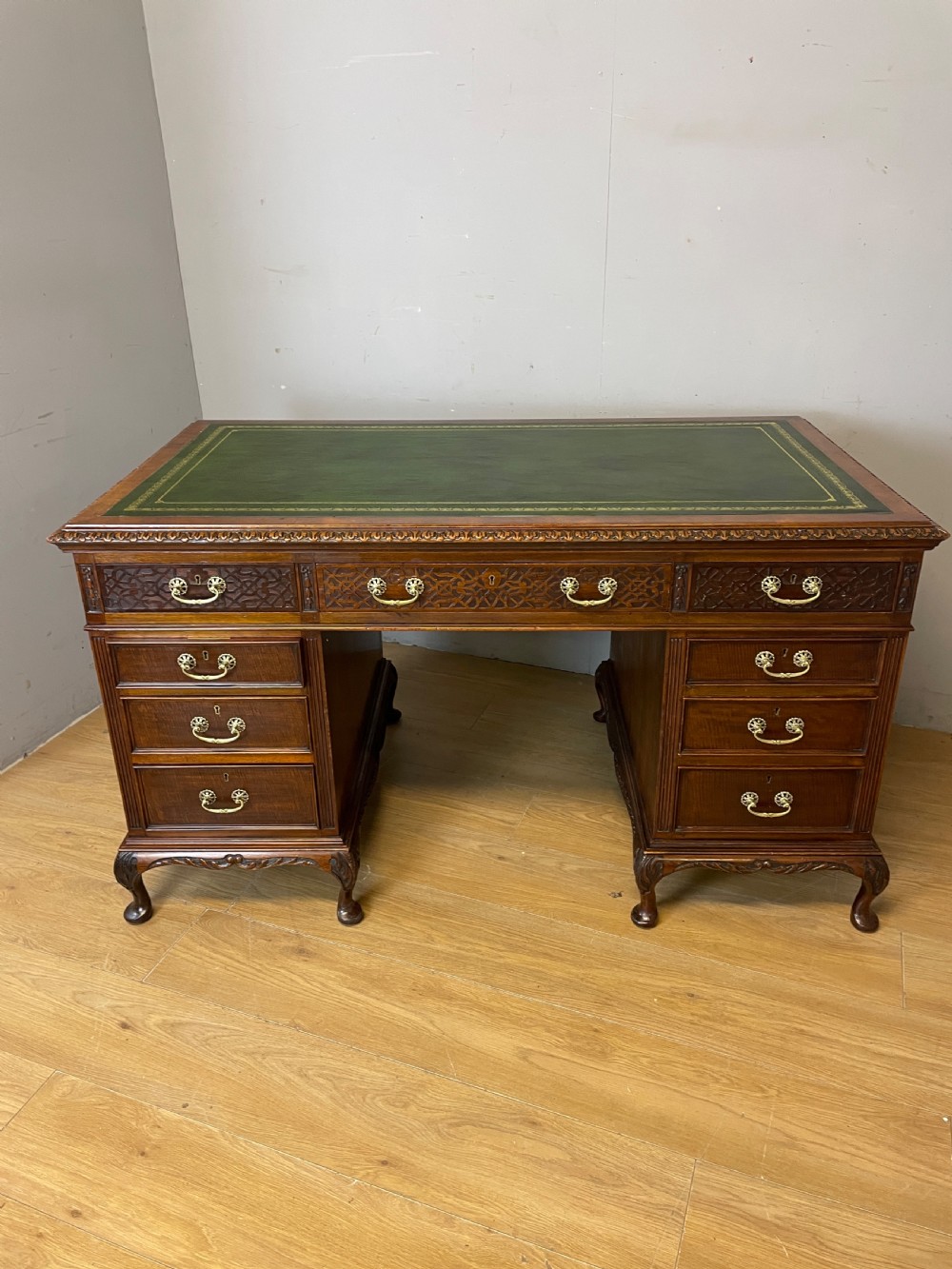 Late C19th Chippendale style mahogany three part desk  View XIV