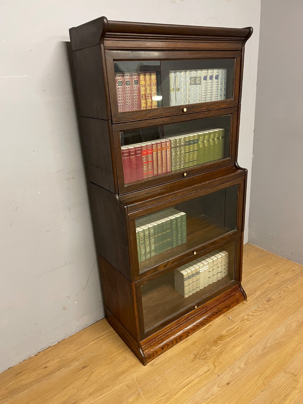 Four height Globe Wernicke style oak stacking bookcase circa 1920  View II
