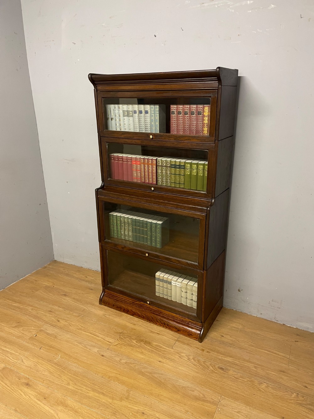 Four height Globe Wernicke style oak stacking bookcase circa 1920  View XII