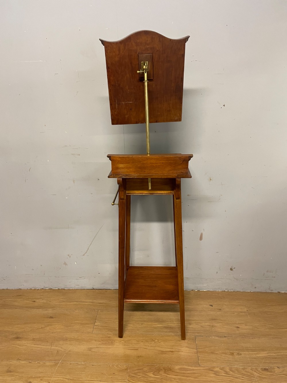 Arts and Crafts mahogany marble topped shaving stand  View X