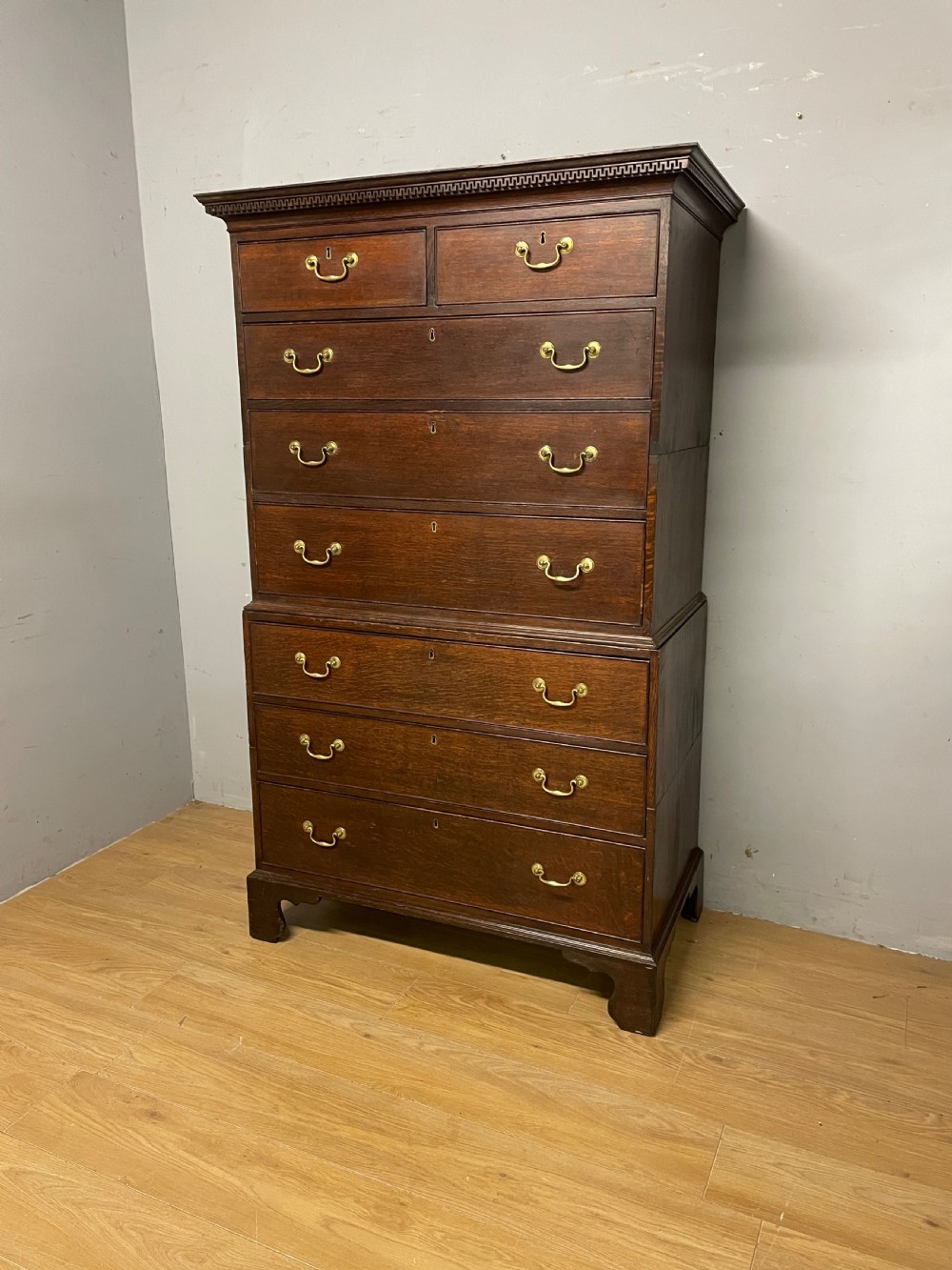 C18th oak chest on chest in original condition circa 1770 View XII