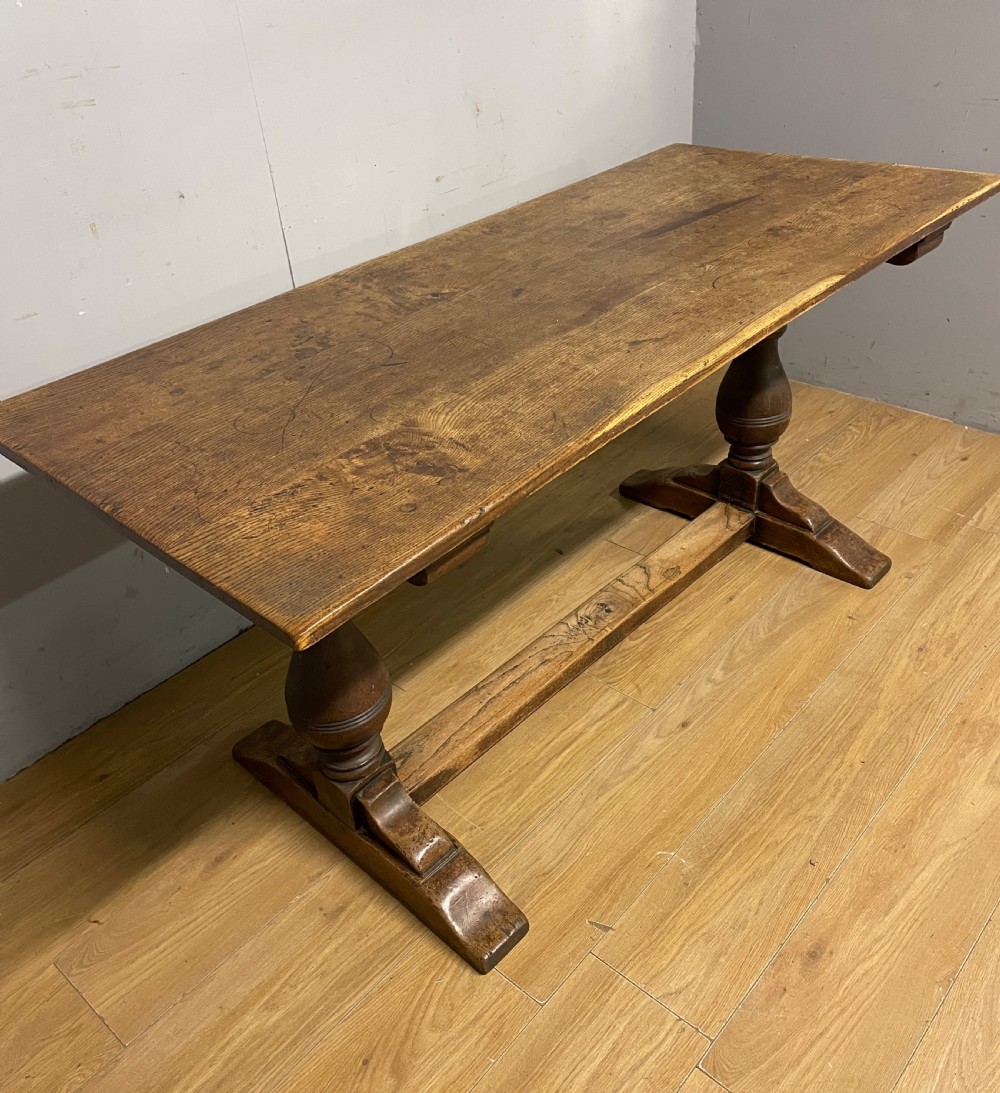 Arts and Crafts six seater oak refectory table  View III