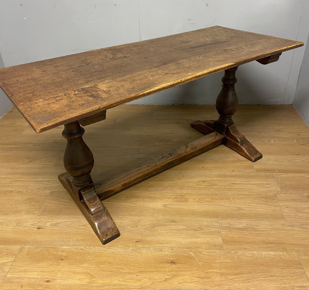 Arts and Crafts six seater oak refectory table  View VII
