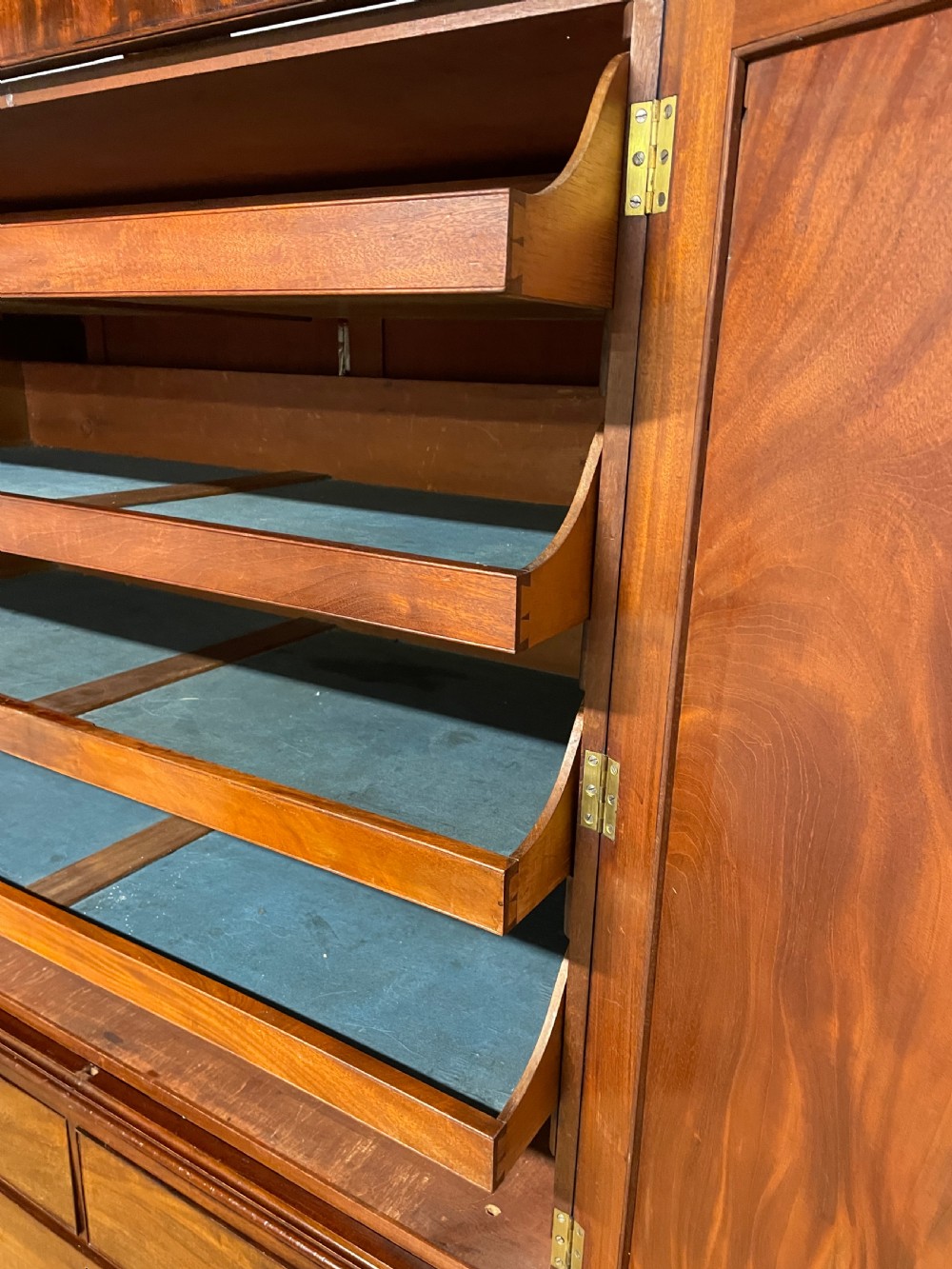 Georgian flame mahogany country house linen press View VIII