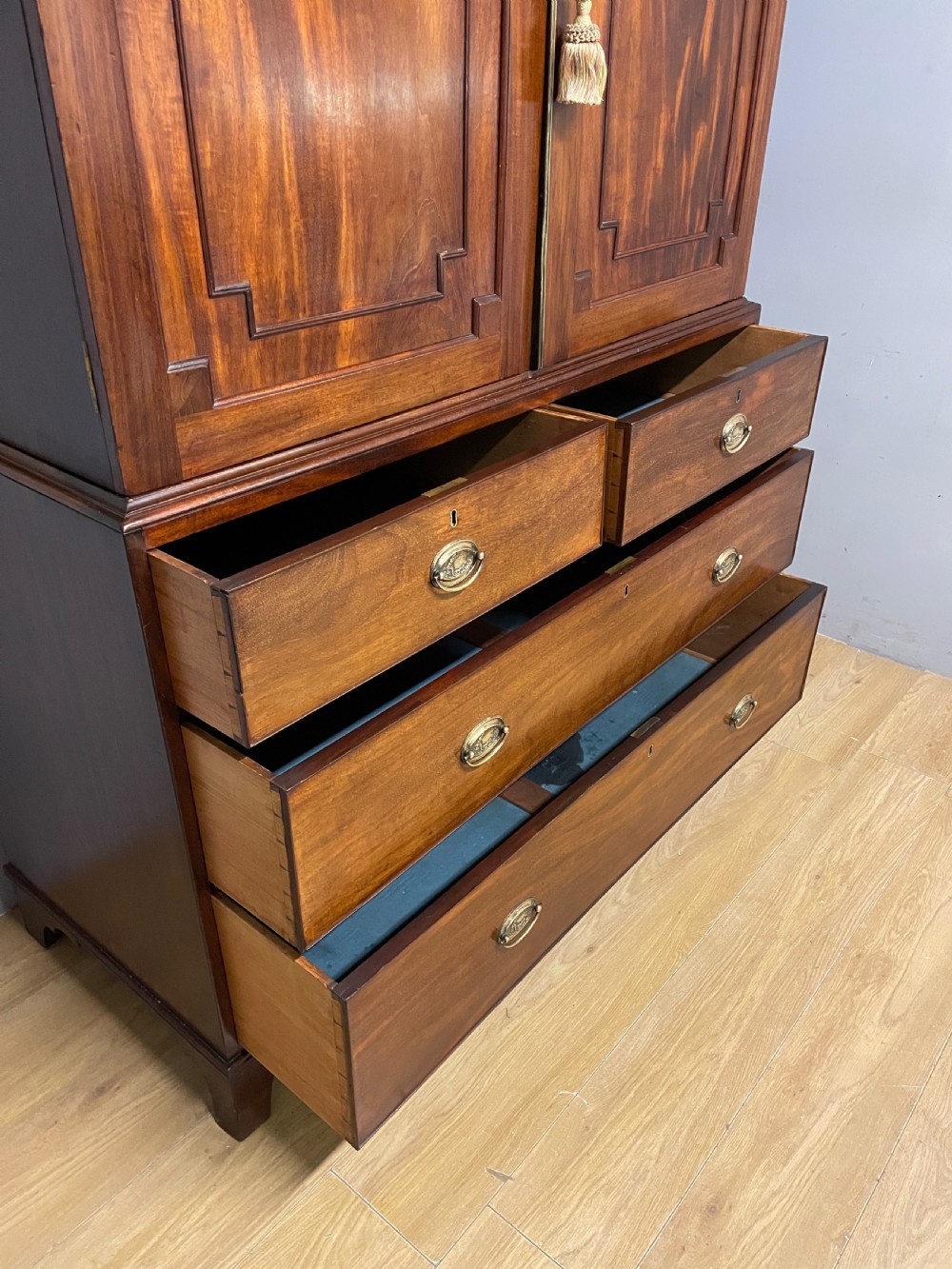 Georgian flame mahogany country house linen press View IX