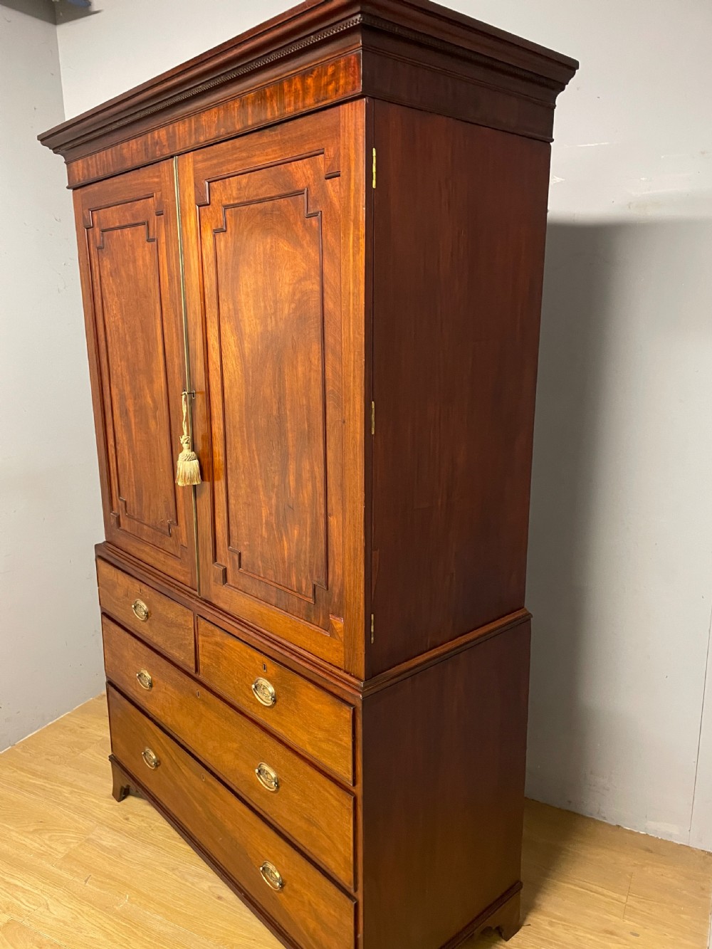 Georgian flame mahogany country house linen press View X