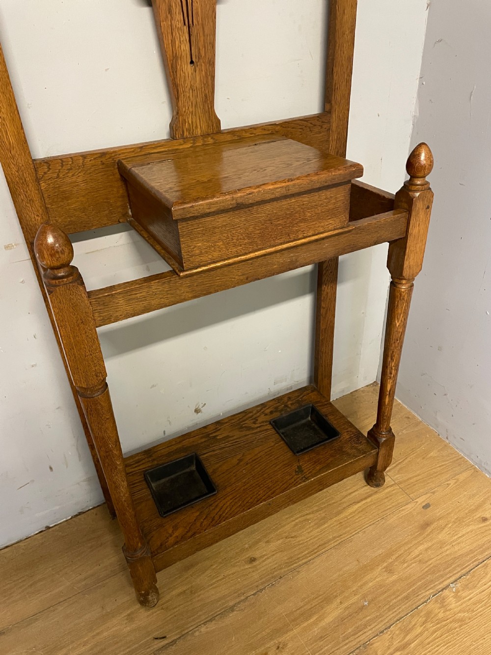 Arts and Crafts small golden oak hall stand  View II