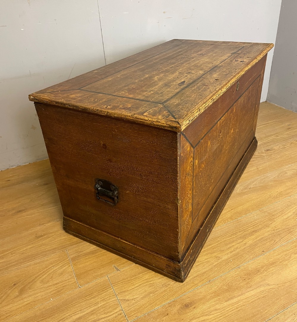 C19TH pine blanket box with original painted (scumbled) finish  View IV