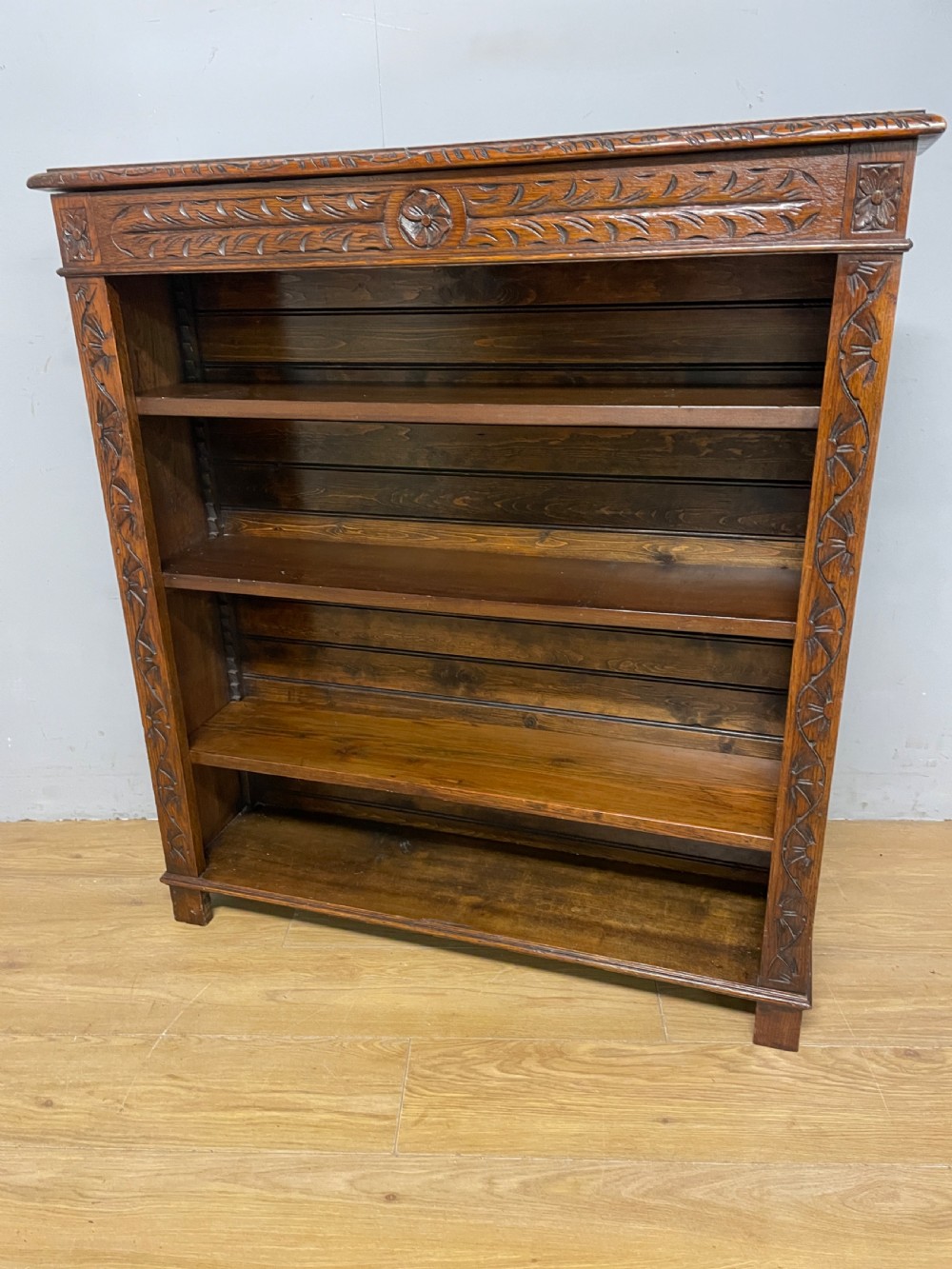 Edwardian Arts and Crafts solid golden oak freestanding adjustable bookcase  View VIII