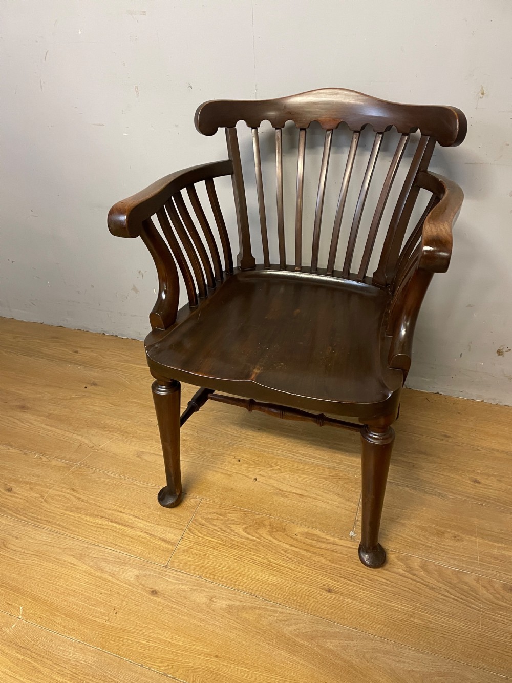 Late C19th elegant mahogany slat back office chair 