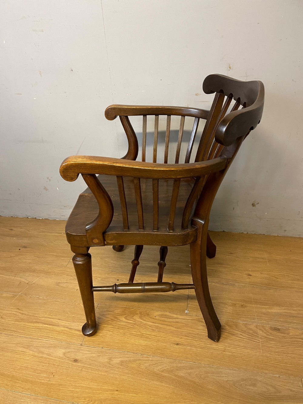 Late C19th elegant mahogany slat back office chair  View V