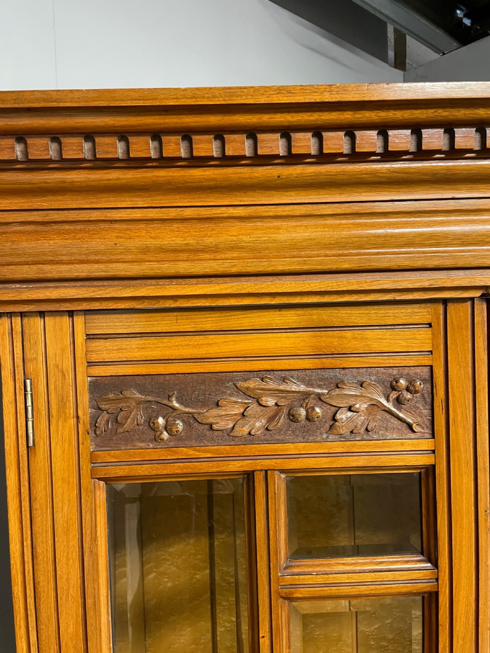 Burr walnut country house compactum cupboard over drawers circa 1890 View XIV