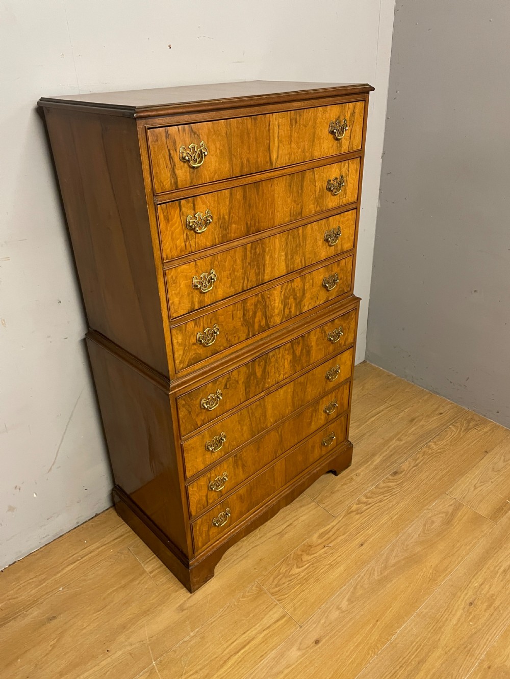 Early C20th burr walnut chest on chest  View III