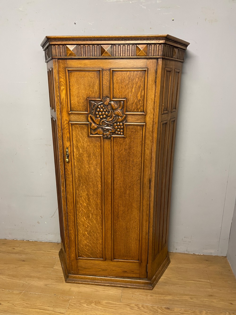 Arts and crafts golden oak hall cupboard  View II