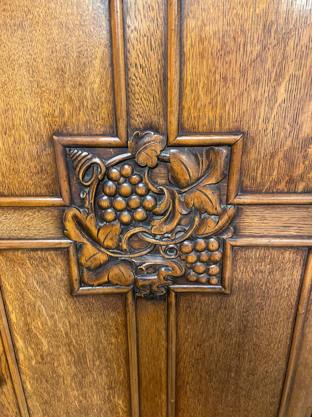 Arts and crafts golden oak hall cupboard  View IV