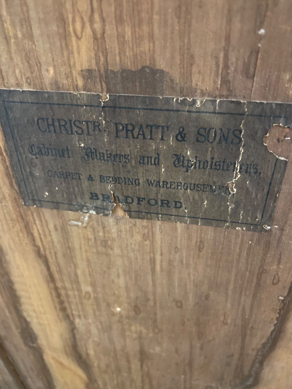 Arts and Crafts inlaid walnut wardrobe by Christopher Pratt Bradford  View XVI