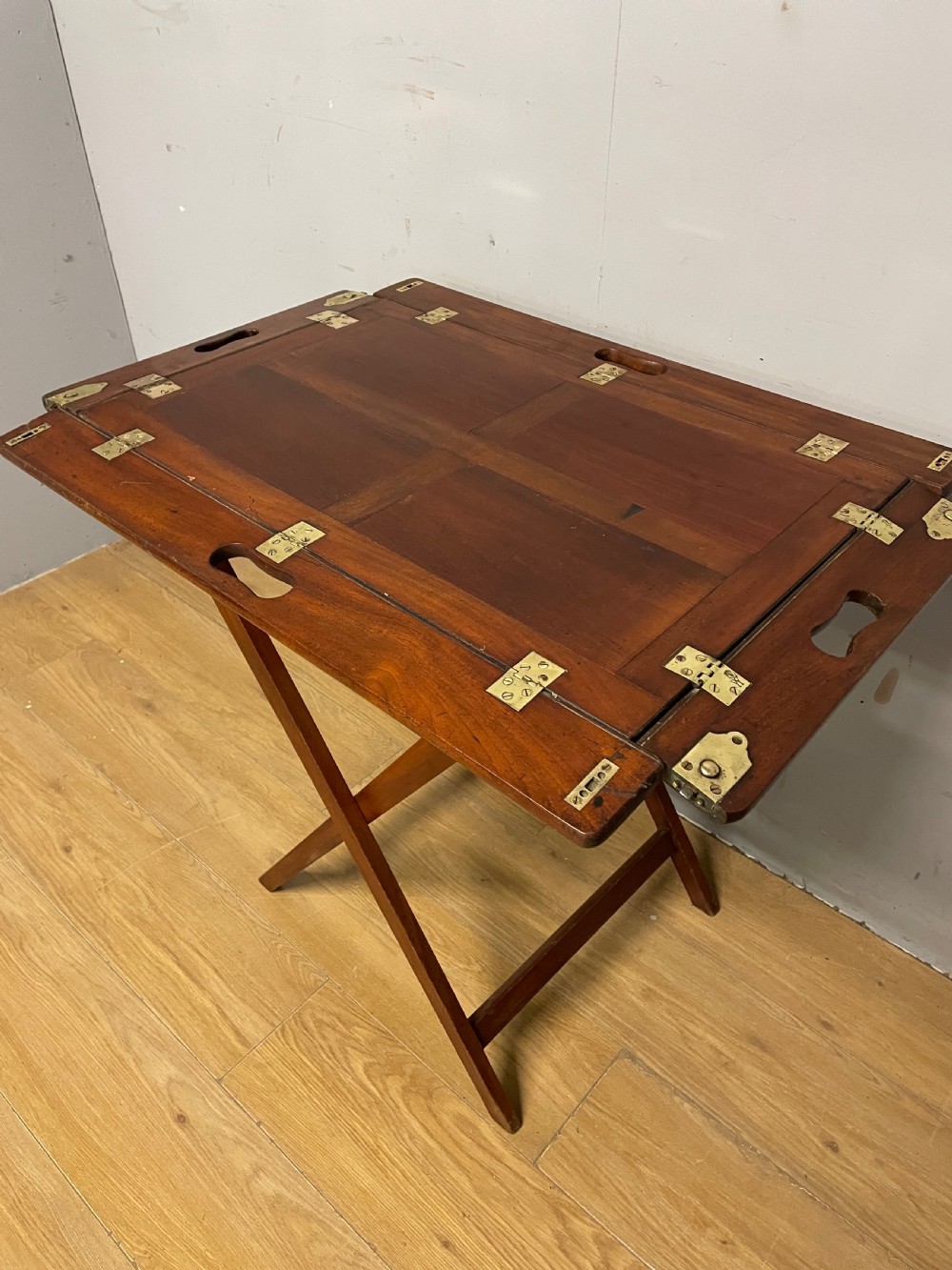 Solid mahogany late Georgian butlers tray on original stand  View IV