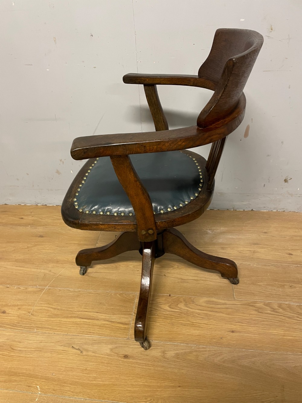 Edwardian oak revolving desk chair View V