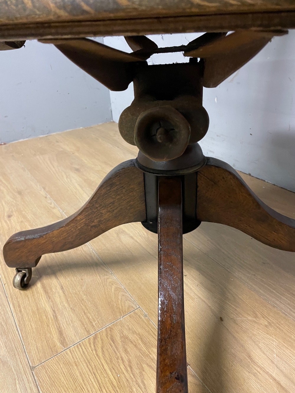 Edwardian oak revolving desk chair View VIII