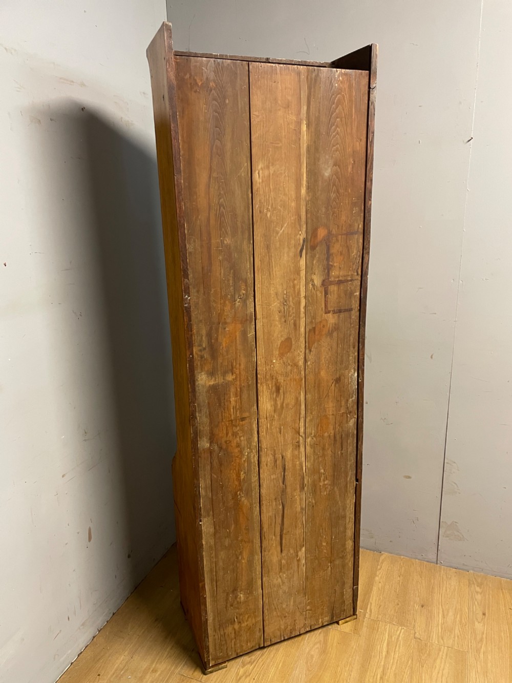 Arts and Crafts golden oak slim bookcase over cupboard View X