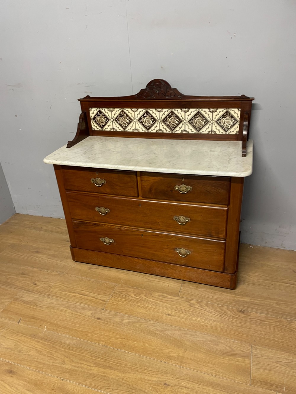 C19TH mahogany washstand with Carrara marble top View XII