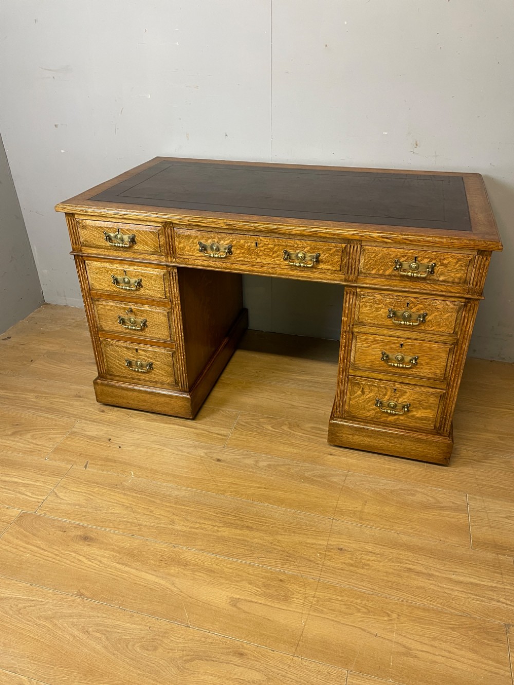Arts and Crafts golden oak three part desk with inset leather top
