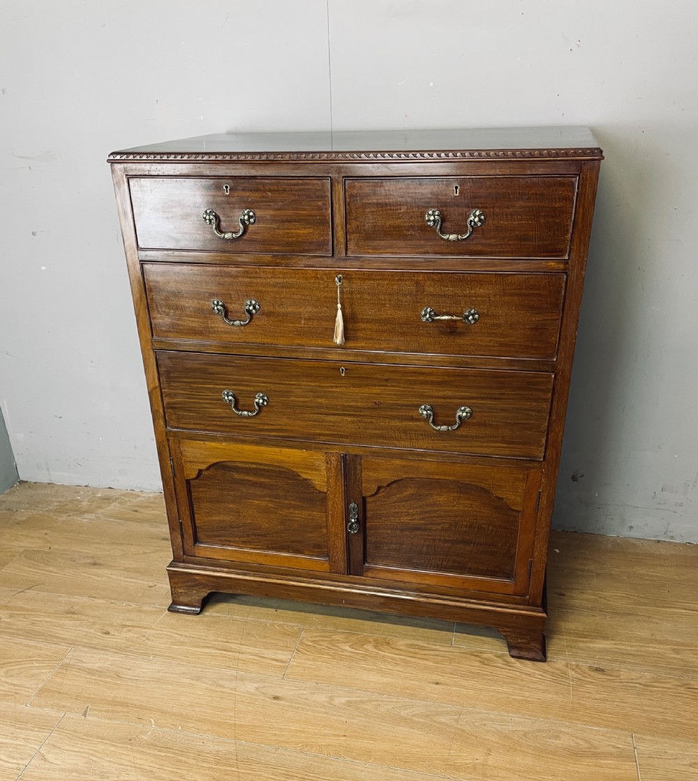 Edwardian London made mahogany chest of drawers with  shoe cupboard