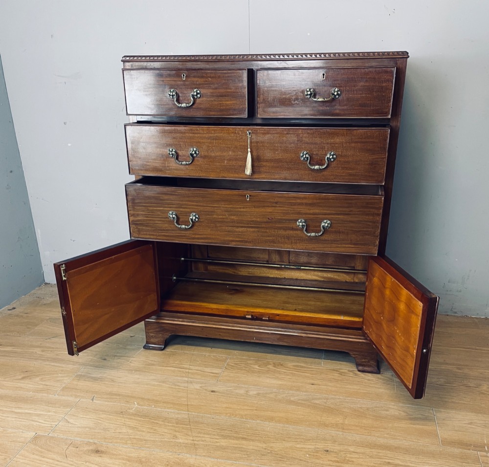 Edwardian London made mahogany chest of drawers with  shoe cupboard View VII