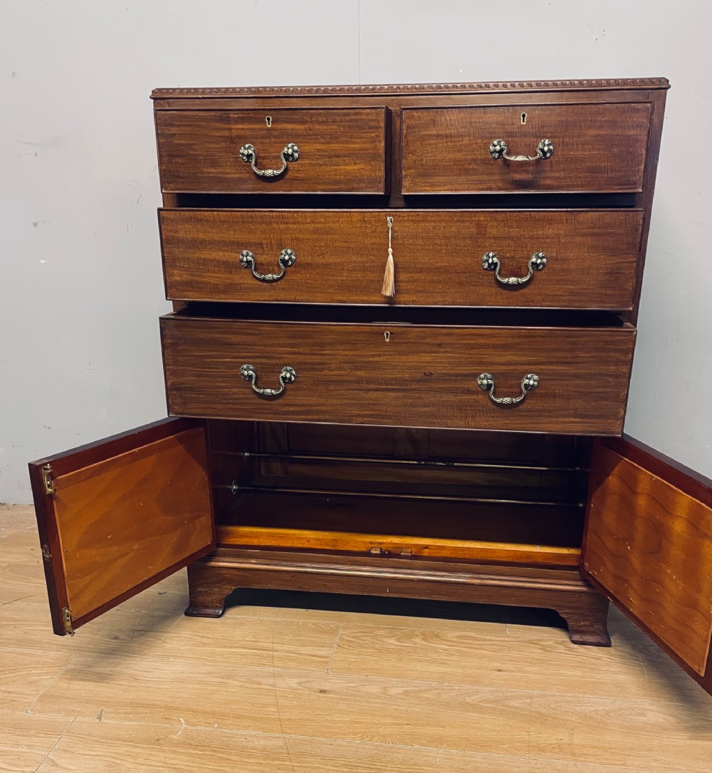 Edwardian London made mahogany chest of drawers with  shoe cupboard View VIII