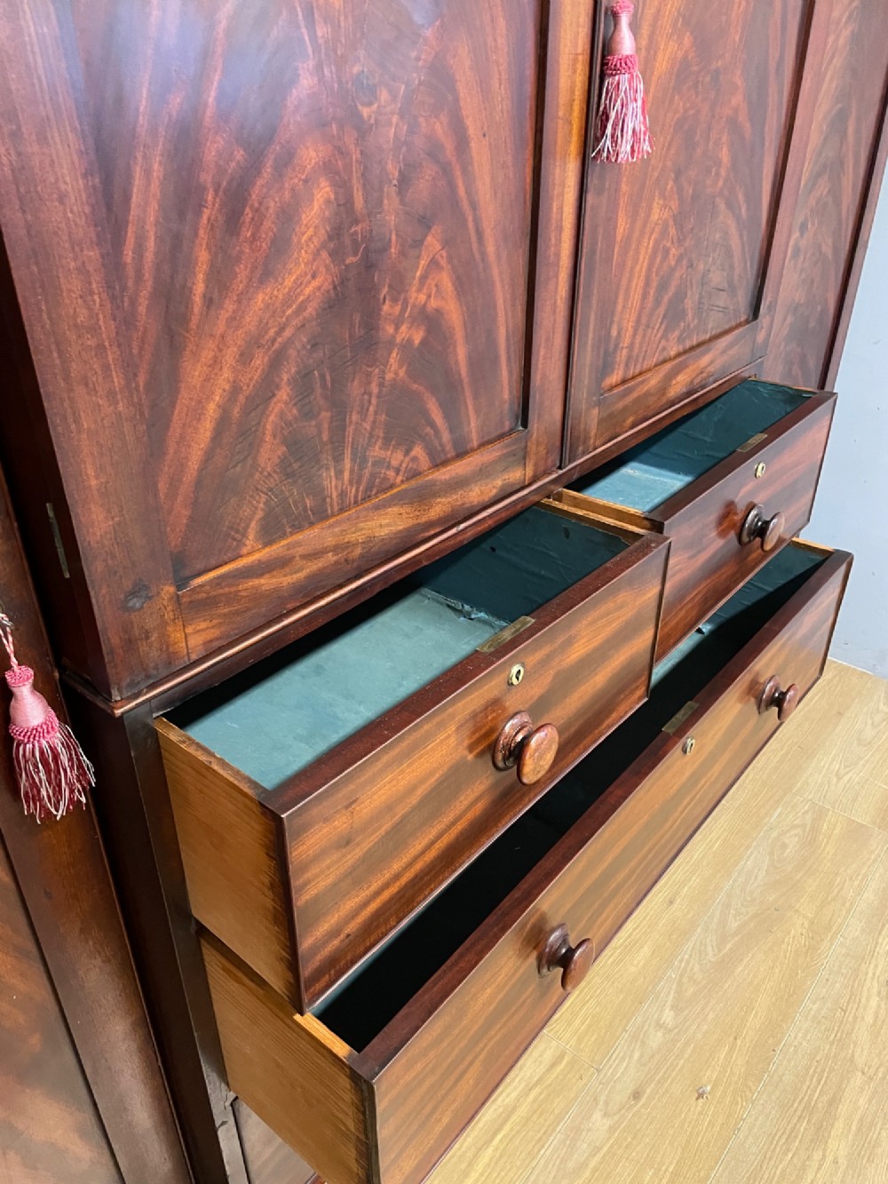 Georgian country house flame mahogany four door wardrobe View VII