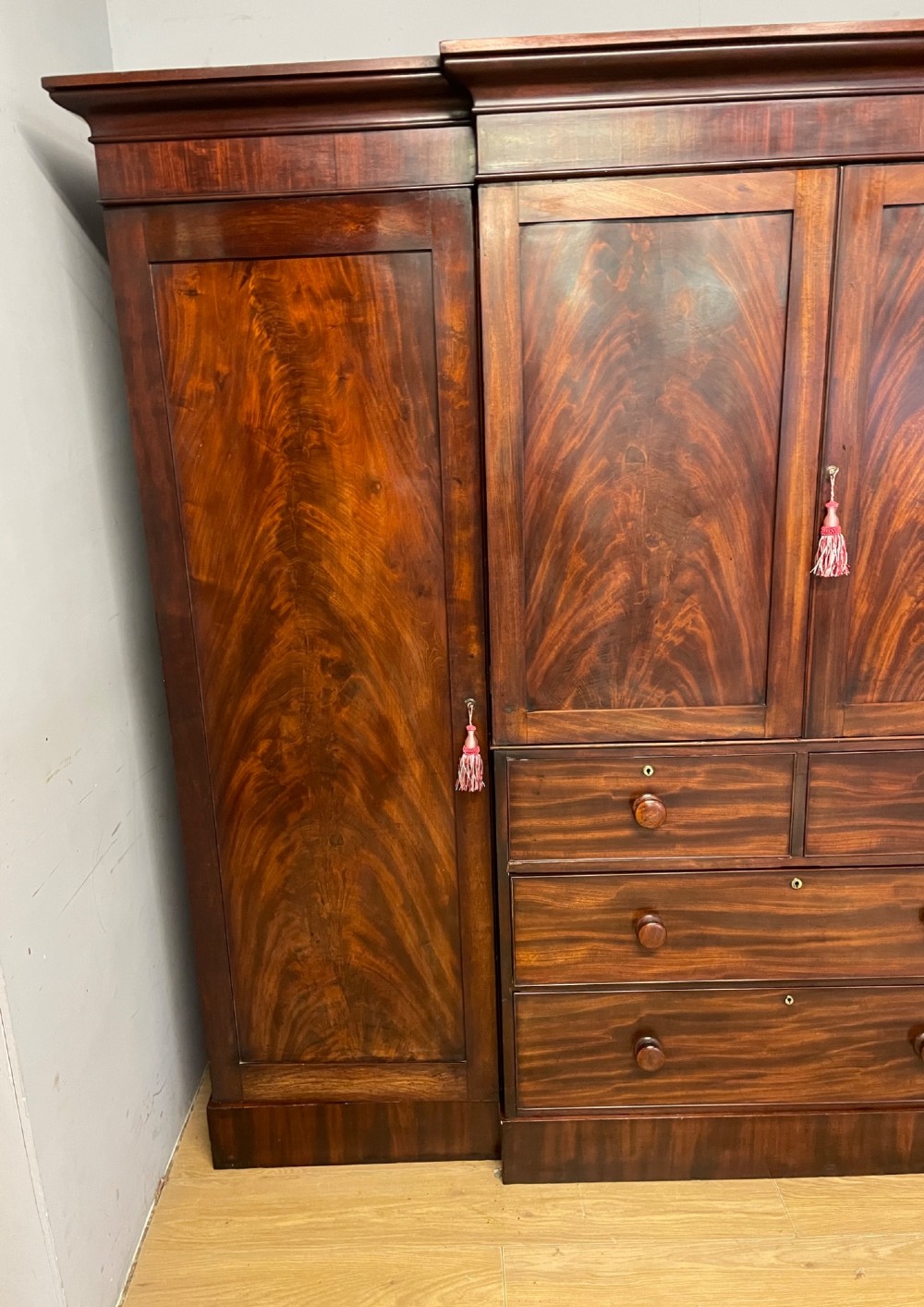 Georgian country house flame mahogany four door wardrobe View XII