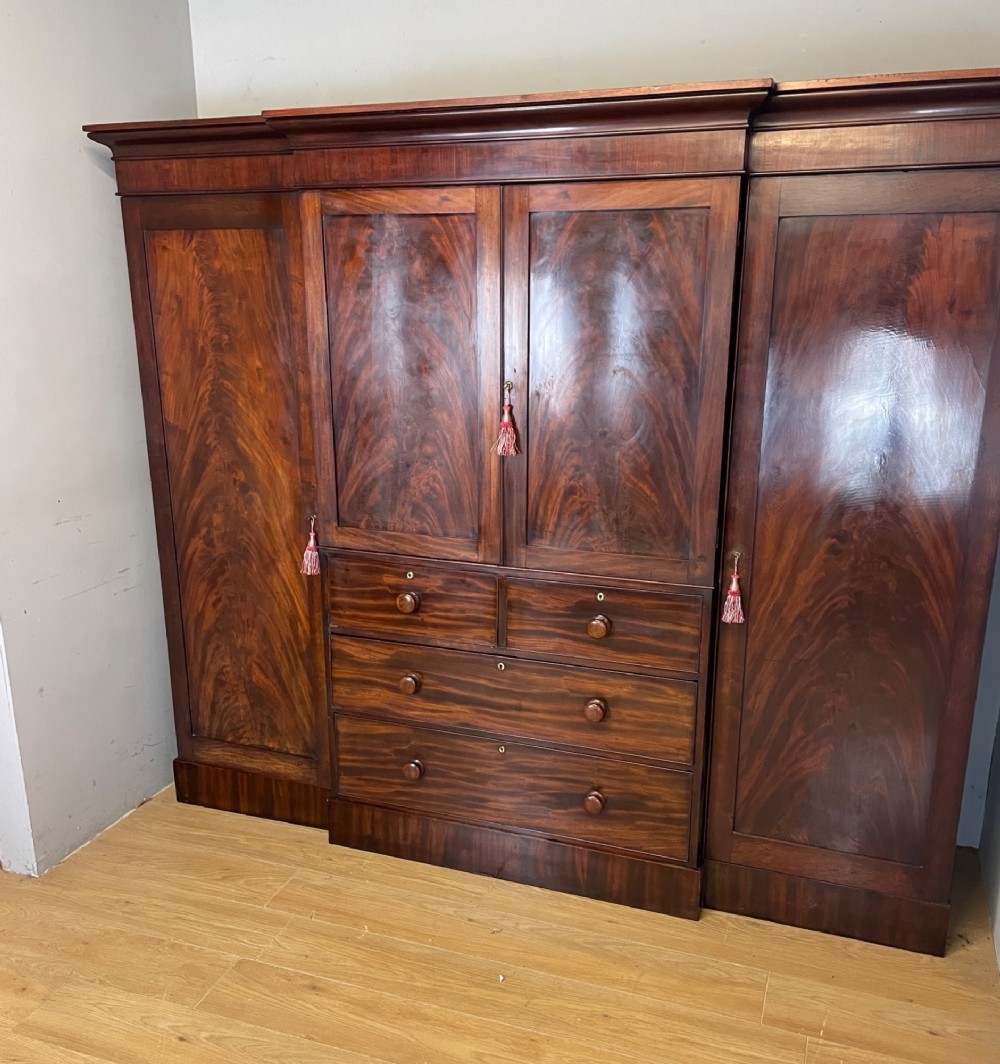 Georgian country house flame mahogany four door wardrobe View XIII