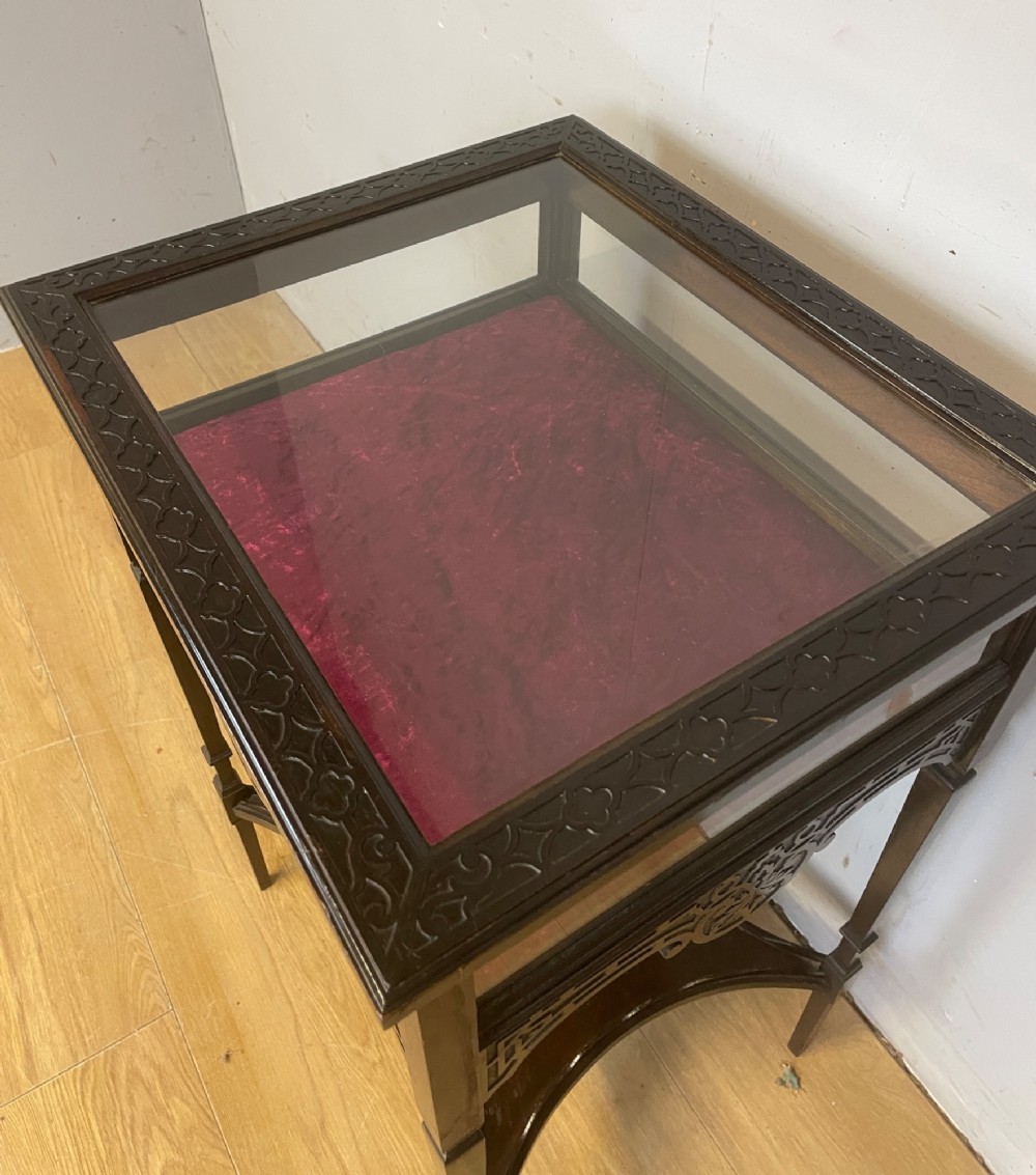 C19TH mahogany blind fretwork bijouterie View VI
