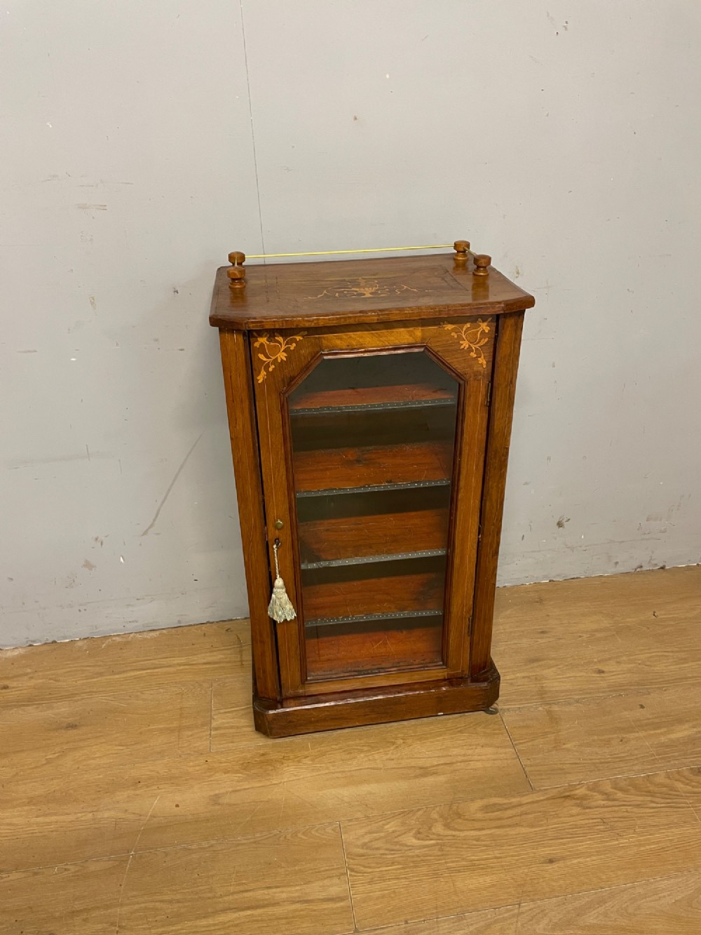 C19TH inlaid walnut music cabinet View IX