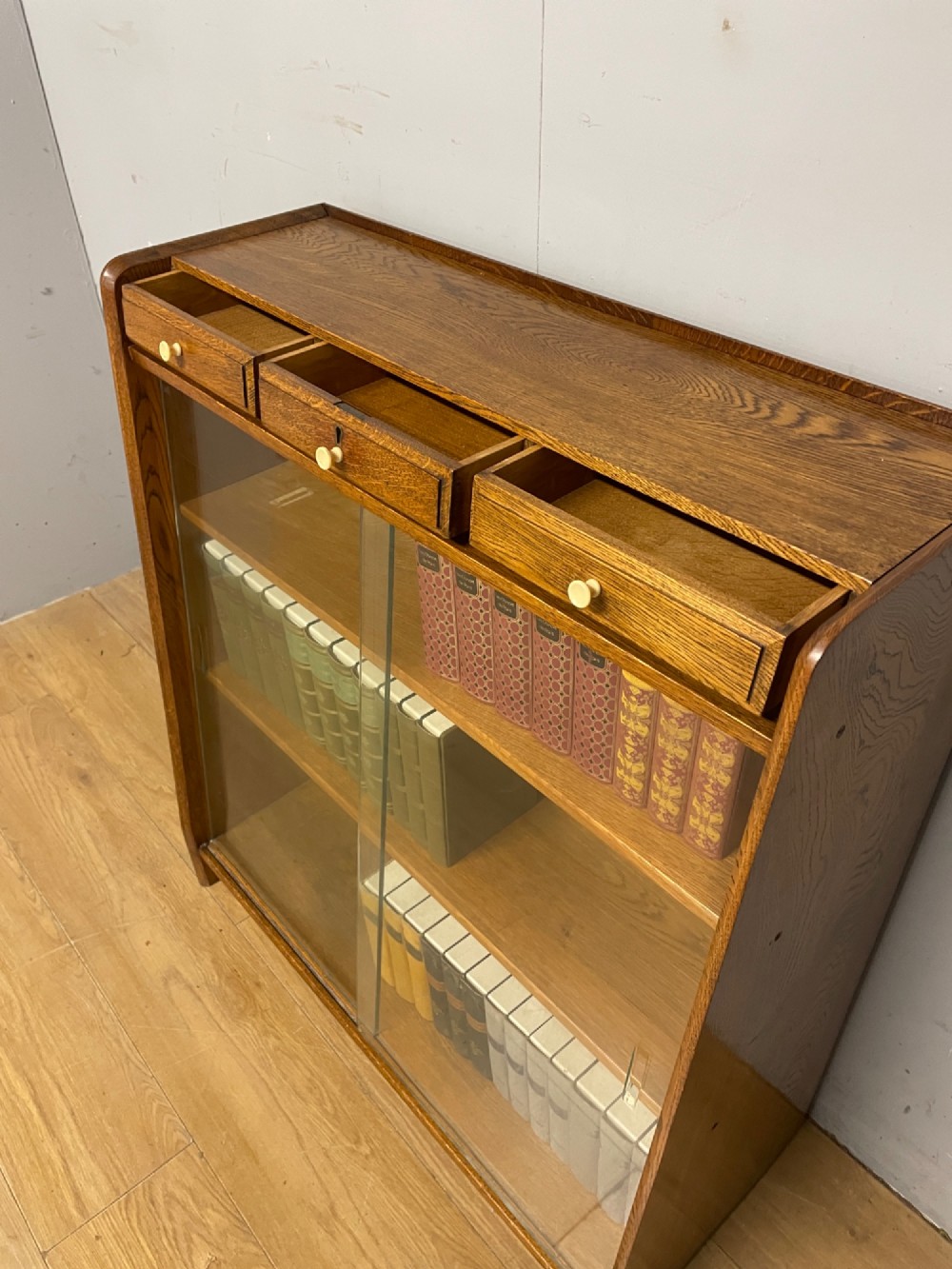 Art Deco golden oak freestanding bookcase View IV