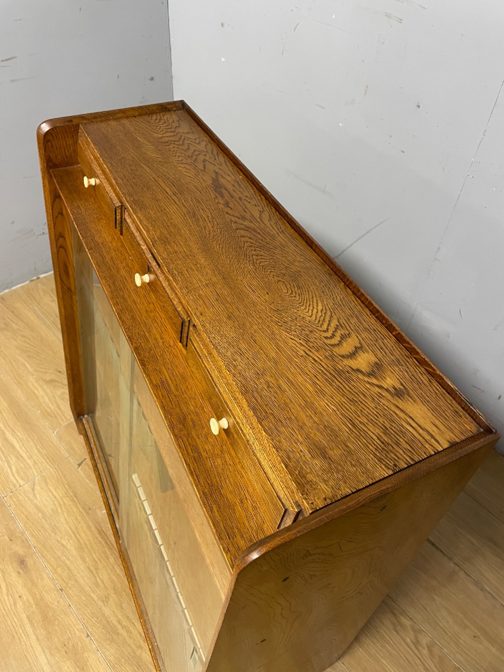 Art Deco golden oak freestanding bookcase View VII
