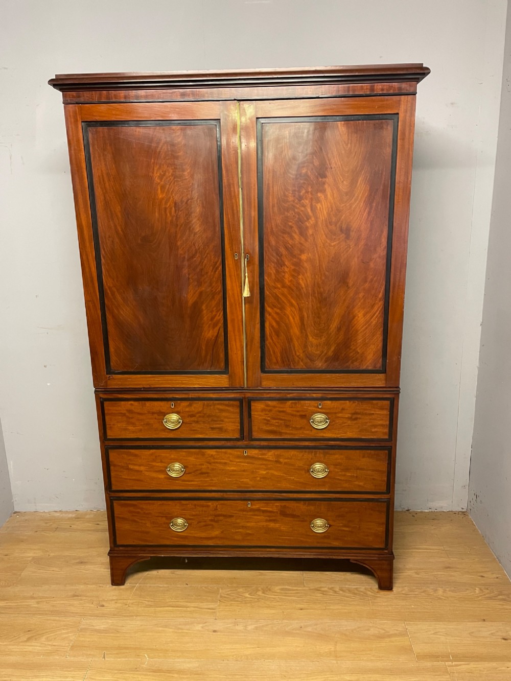 Georgian flame mahogany country house linen press View II