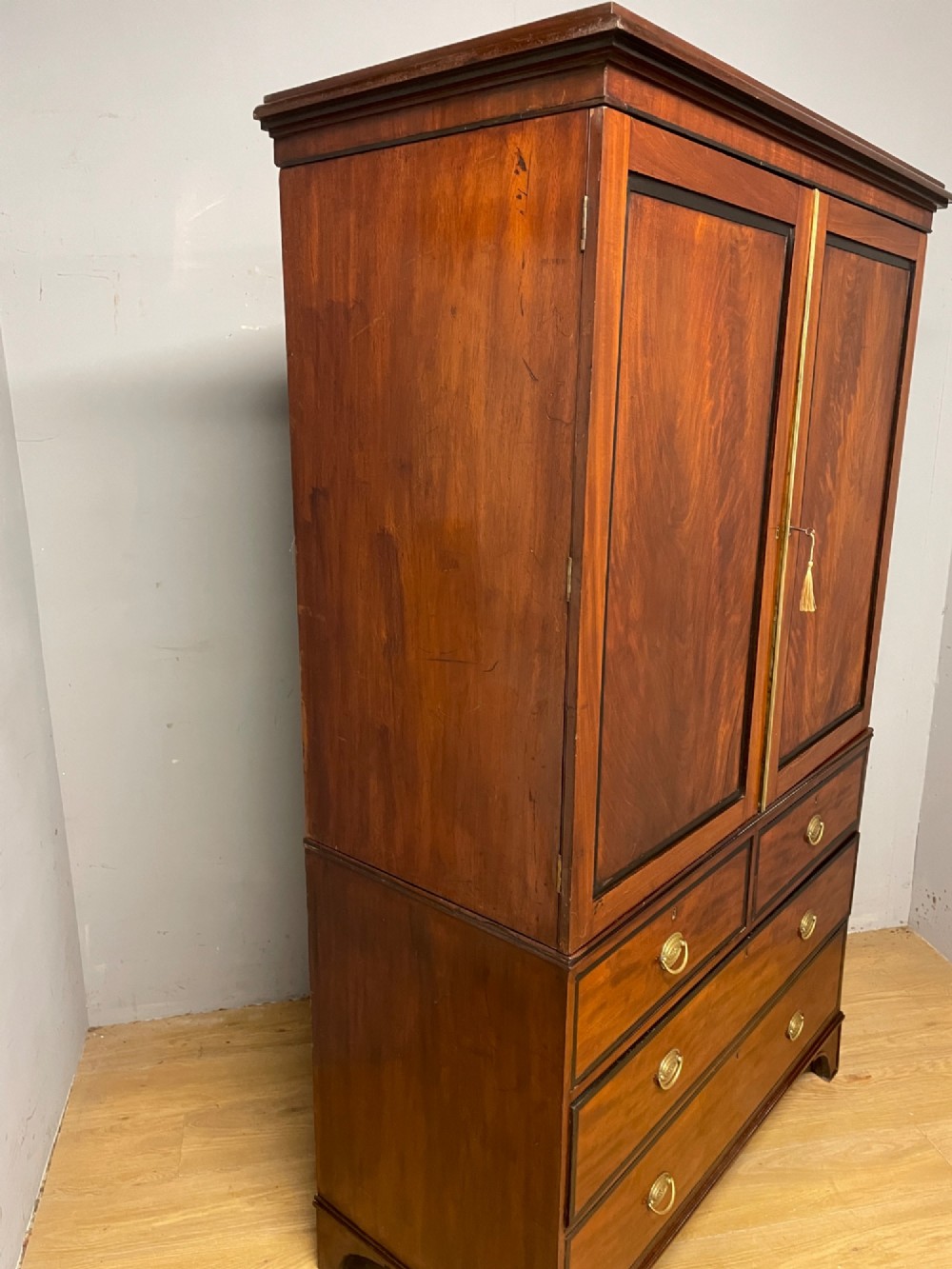 Georgian flame mahogany country house linen press View IX