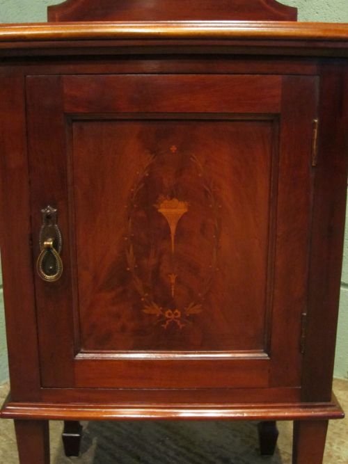 fig 1. ANTIQUE EDWARDIAN MAHOGANY BEDSIDE CABINET POT CUPBOARD C1900 W6598/3.10